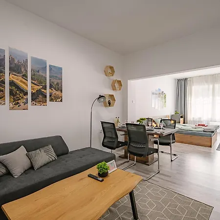 Two Luxury By Ndk And National Stadium With 2 Free Parking Spots Sofia