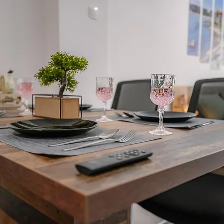 Apartmán Two Luxury By Ndk And National Stadium With 2 Free Parking Spots *