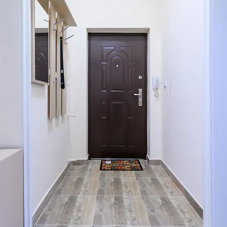 Apartmán Two Luxury By Ndk And National Stadium With 2 Free Parking Spots