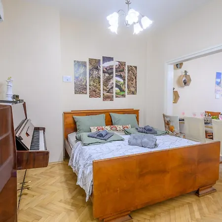 Two Luxury By Ndk And National Stadium With 2 Free Parking Spots *