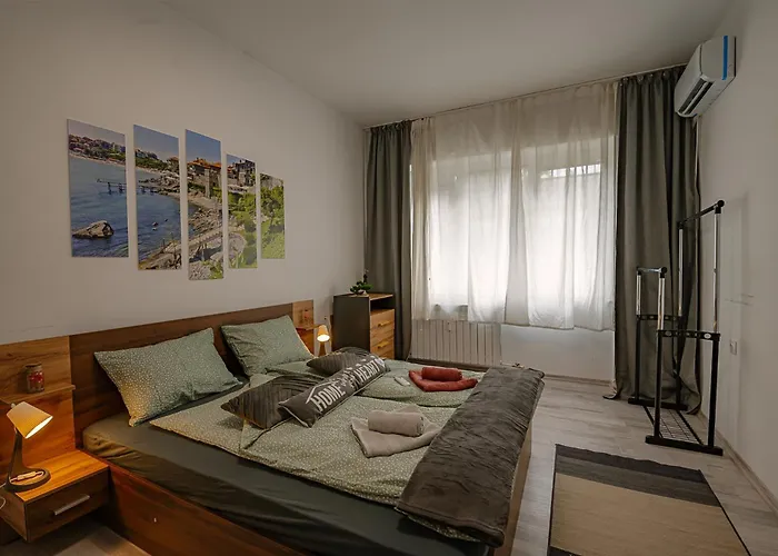 Two Luxury By Ndk And National Stadium With 2 Free Parking Spots