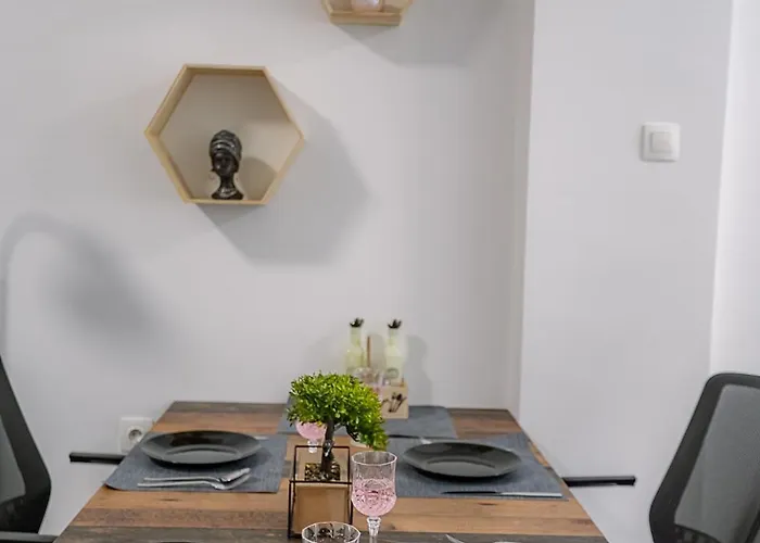 Two Luxury By Ndk And National Stadium With 2 Free Parking Spots Lejlighed *