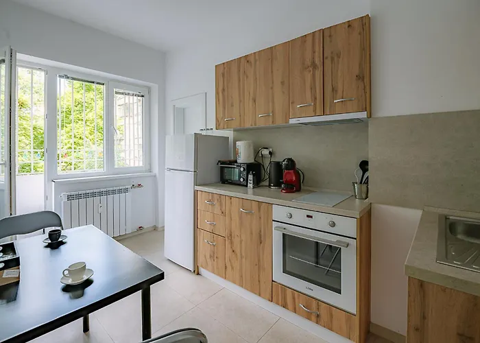 Two Luxury By Ndk And National Stadium With 2 Free Parking Spots Lejlighed *