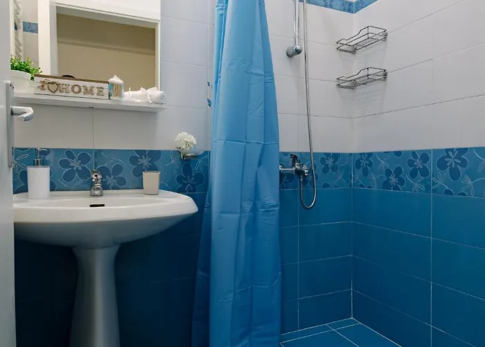 Two Luxury By Ndk And National Stadium With 2 Free Parking Spots Sofia