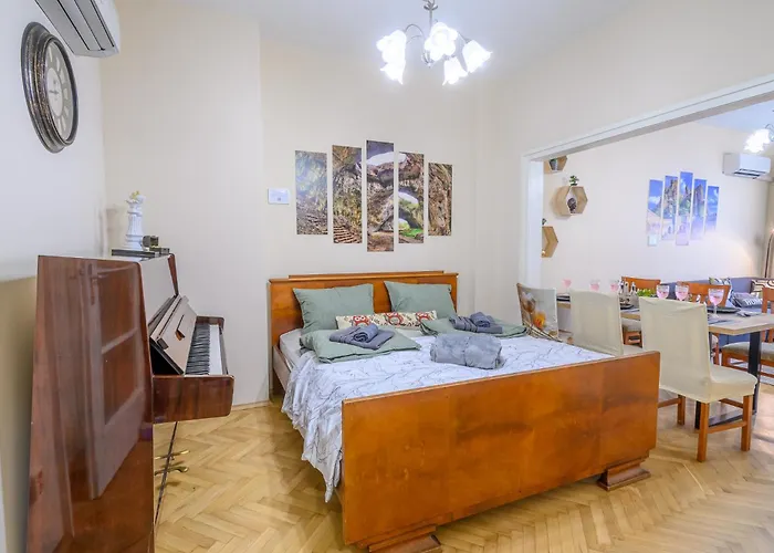 Two Luxury By Ndk And National Stadium With 2 Free Parking Spots *